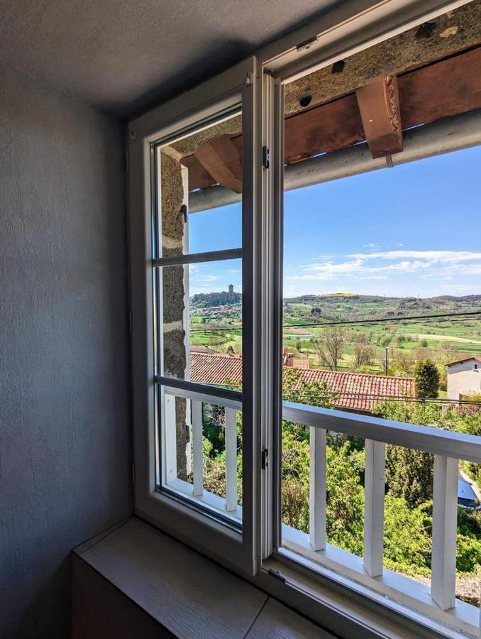 Maison Du Soleil Chez Isa Polignac  Luaran gambar