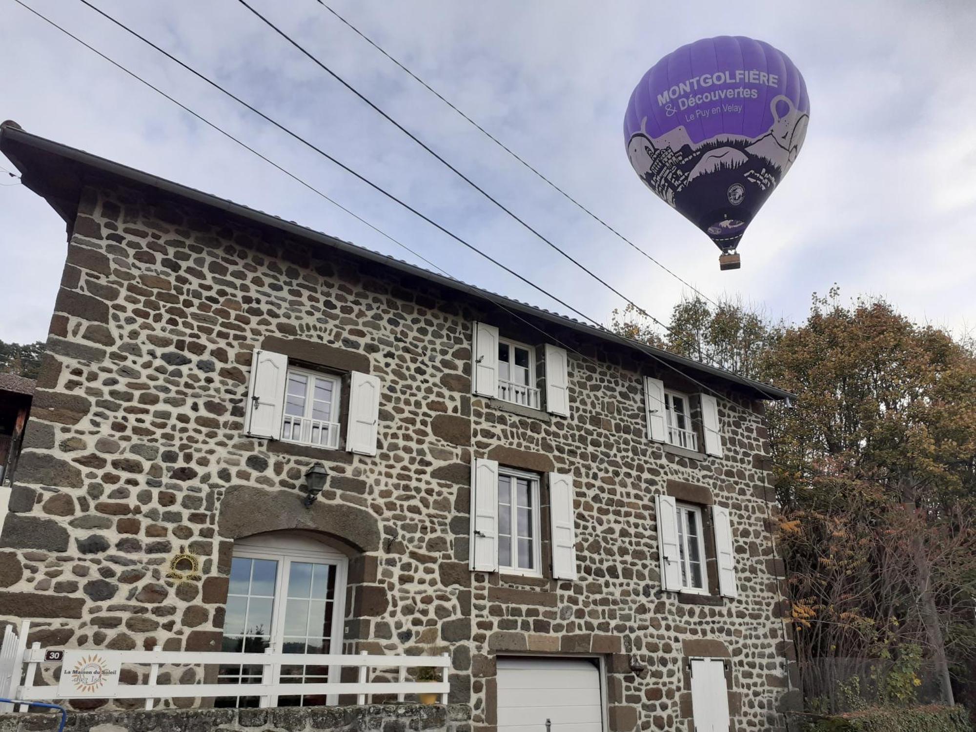 Maison Du Soleil Chez Isa Polignac  Luaran gambar